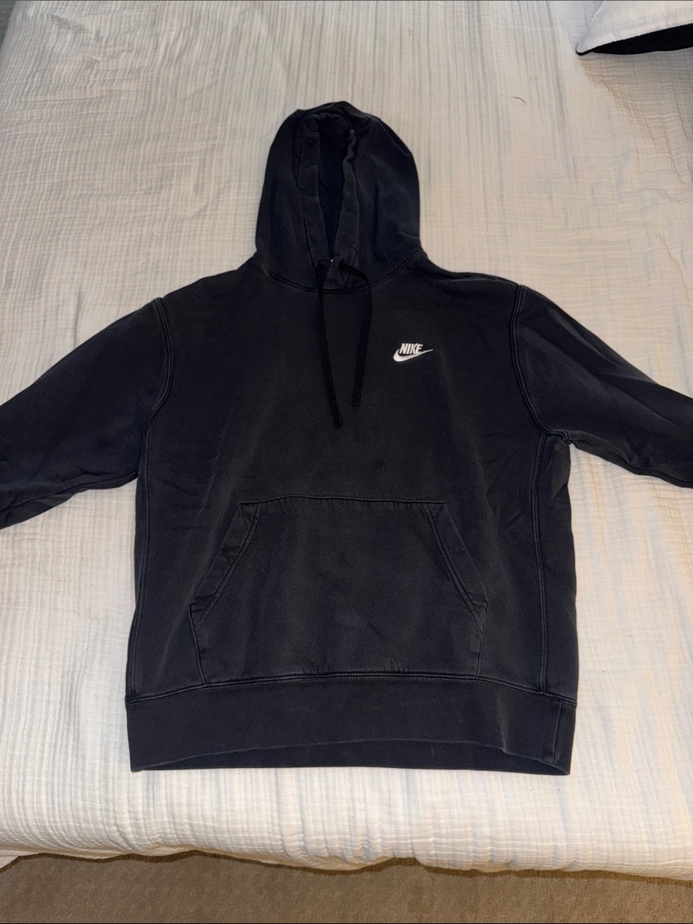 Nike Black Men's Classic Hooded Sweatshirt